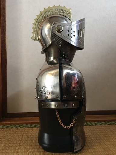 レア ニッカウヰスキー￼ 甲冑騎士、ウイスキーグラスボトル ￼￼ 再々値下げ！希少！レア！鎧 甲冑 騎士 ニッカウイスキーの