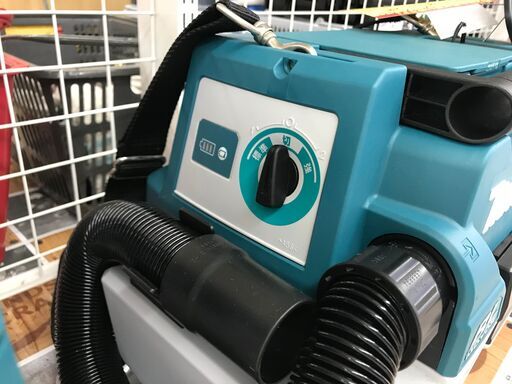 ✨マキタ 中古美品 VC750D 充電式集じん機 本体のみ✨うるま市田場✨ ✨マキタ 中古美品 VC750D 充電式集じん機 本体のみ✨うるま市田場