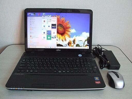 高速SSD240GB搭載　Fujitsu LIFEBOOK AH40/D ノートパソコン　バッテリー不良　(3921)
