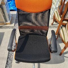 ニトリ ワーキングチェア ハイバックチェア ブラック×オレンジ 椅子 