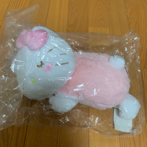 【新品・未開封】キティちゃん♡すやすやポーズのあったかウォーマー
