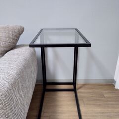 IKEA購入 ガラストップサイドテーブル