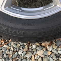 プリウス　スタッドレス　バリ溝