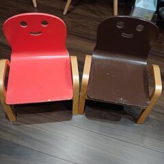 幼児木製椅子