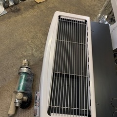 清掃設備済み　TOYOTOMI FF式ストーブ(赤外線タイプ)  【コンクリート25畳~木造18畳】 