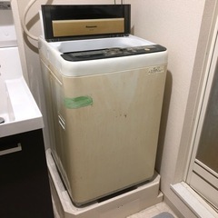 パナソニック洗濯機(2013年製 NA-F50B6)　５ℓ 