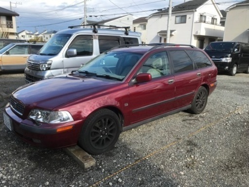 車のパーツ ボルボ