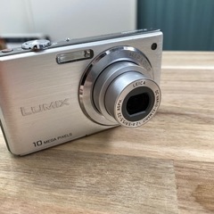 LUMIX デジタルカメラ　DMC-FS7