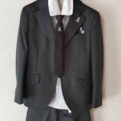 入学式　男子小学生　１２０スーツ　フォーマル衣装