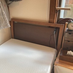 【ネット決済】シングルベッド　＋　マットレス