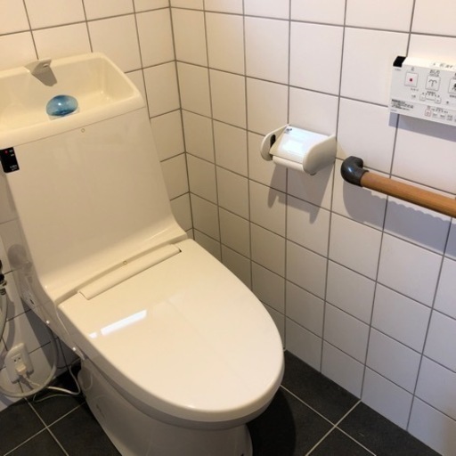 LIXIL キャパシア トイレ手洗いセット（2分割出品のうち①洗面