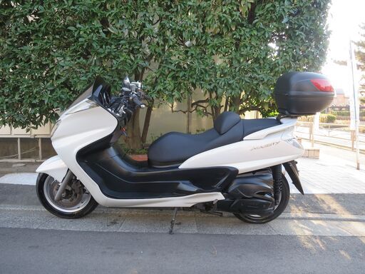 ヤマハ　グランドマジェスティ250　実働中古美車　バッテリーフル充電済　オイル交換後渡し　距離少な目　リアBOX付き　ナンバー登録書類有 ヤマハ グランドマジェスティ250 実働中古美車 バッテリーフル充電済
