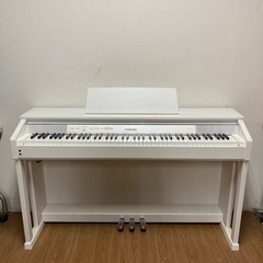 即日受渡❣️3年前購入。スタイリッシュホワイトKORGデジタルピアノ16000円 即日受渡❣️3年前購入。スタイリッシュホワイトKORGデジタルピアノ16000円