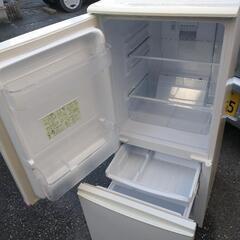 【値下げ】シャープ137リットル冷蔵庫  庫内も全て丸ごと洗浄、除菌済