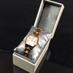 SEIKO セイコー LUKIA ルキア ソーラー腕時計 レディースクォーツ 2016