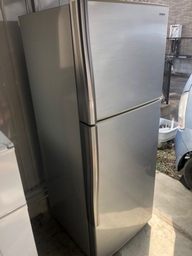 HITCHI 冷蔵庫255㍑ 2〜3人暮しに最適