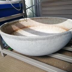 丸鉢（直径60cm,深さ21.5cm）