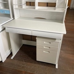 学習デスク！ホワイト1台限り！12,800円