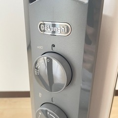 デロンギ　ヴェルティカルド　オイルヒーター　RHJ21F0812-GY