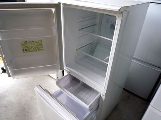 2ドア冷蔵庫 137L 2012年製 シャープ 一百Lクラス SJ-14W 右側開閉