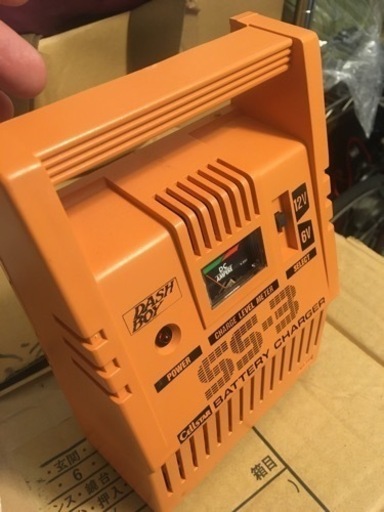 セルスター　SS-3 バッテリー充電器　DC6-12v