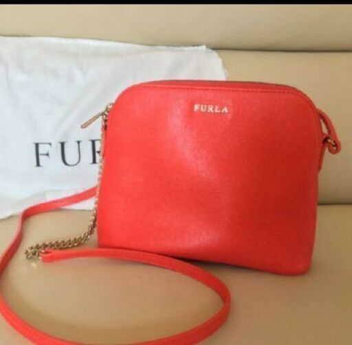 FURLA ショルダーバッグ　ポシェット