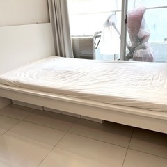 【0円】シングルベッド　IKEA マルム　ホワイト