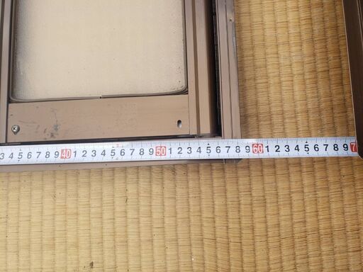 中型車のキャンピングカーから取り外したドア　②