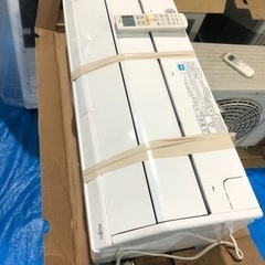 富士通　お掃除付きエアコン　2015年製　六畳用