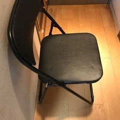 ニトリ 折りたたみパイプ椅子 