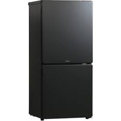 ひとり暮らしに最適サイズの冷蔵庫(黒)
