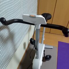 (美品)　話題のAIフィットネスバイク　NEXZIM MG3