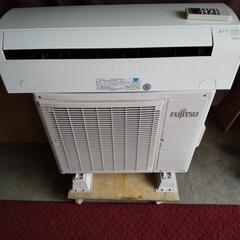 佐賀中古エアコン、FUJITSU2013年2.2KW33番税込取付け込