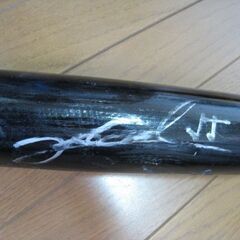 発送可能 T-岡田選手　実使用　サイン入り　ミズノプロ　木製バット　オリックスバファローズ　NPBプロ野球　　硬式木製バット 