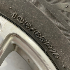 【美品】2021年製　冬タイヤ　ブリザック　VRX-2  4本セット　195/65/R15