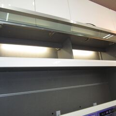 R386 高級 IDC大塚家具 シギヤマ リビングボード 壁面収納 ライト・コンセント付 美品 全幅322cm