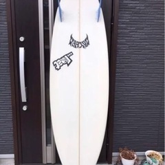 LOSTサーフボード　SUB-SCORCHER2  FCSフィンです