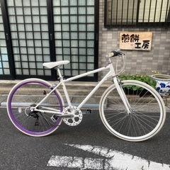 ［中古自転車売ります】クロスバイク_700×28C_6段ギア_ホワイト