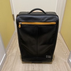 【無料】innovatorのスーツケース
