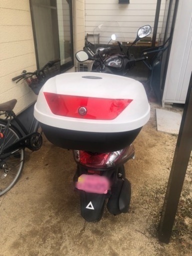 最終値下げ)アクシスz 125 売ります。自賠責保険・リアボックスあり 最終値下げ)アクシスz 125 売ります。自賠責保険・リアボックスあり