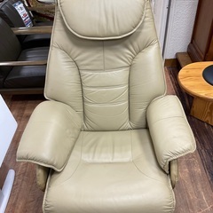 C1*256[ご来店頂ける方限定]リクライニングソファー