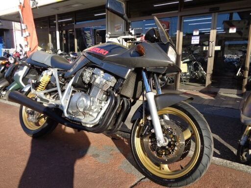 NO.4188　ＧＳＸ４００Ｓカタナ　水冷４サイクル１６バルブ４気筒４００ｃｃ　前後１７インチホイールカスタム　ガンメタリック　 ☆彡