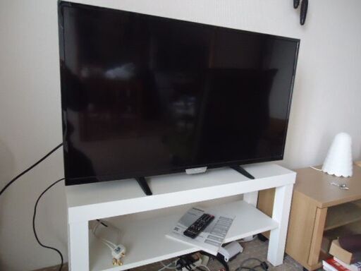 40インチ 液晶TV 美品 リモコン、IKEA製 TVスタンド付き 40V型 地上・BS・110度CS