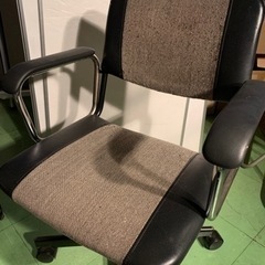 【ネット決済】キャスター付き椅子 事務椅子 オフィスチェア オフ...