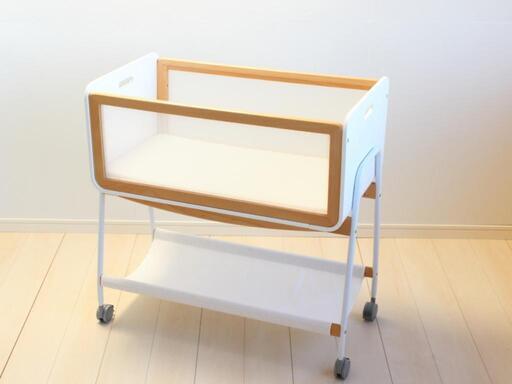 処分価格】リリワゴンⅡ LiLi wagon ホワイト ベビーラック ゆりかご