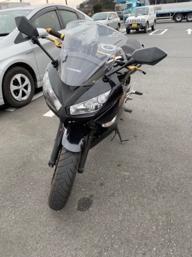 2011年登録　NINJA400R 　ERー400B 12500km