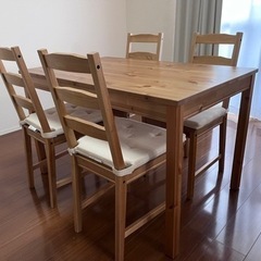 【ネット決済】【取引中】IKEA テーブル&チェア4脚　ヨックモック