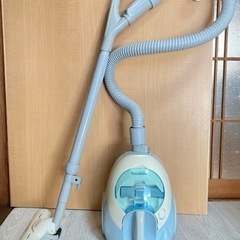 【決定！】三洋 紙パック式掃除機 SC-WR5J(L) 白青色