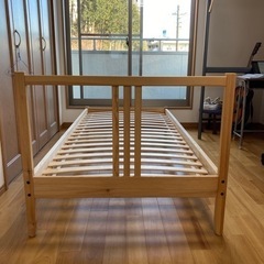 IKEAシングルベッド