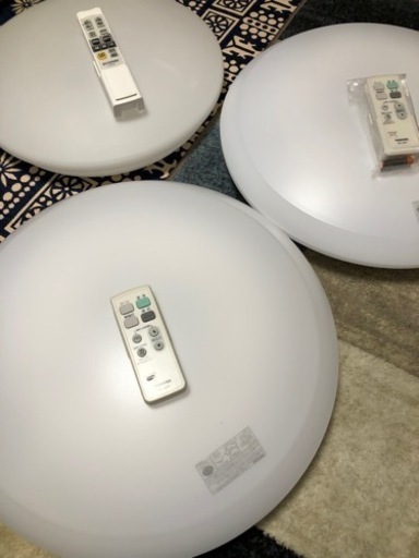 LEDシーリングライト　6〜8畳用　取引中